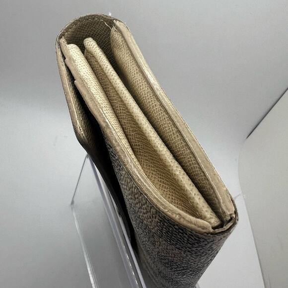 GUC Louis Vuitton Damier Azur Sarah Wallet - Picture 7 of 11